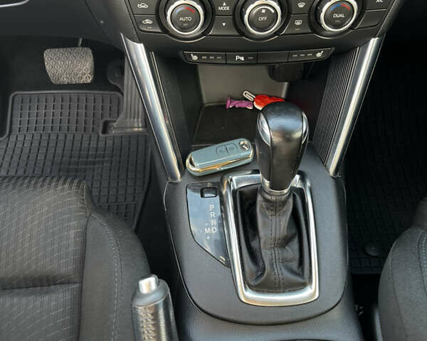Серый Мазда СХ-5, объемом двигателя 2.19 л и пробегом 180 тыс. км за 14800 $, фото 23 на Automoto.ua