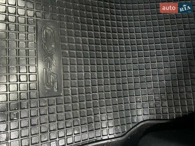Серый Мазда СХ-5, объемом двигателя 2.19 л и пробегом 218 тыс. км за 15000 $, фото 23 на Automoto.ua