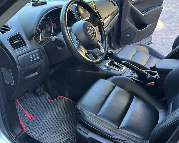 Серый Мазда СХ-5, объемом двигателя 2.2 л и пробегом 248 тыс. км за 15300 $, фото 27 на Automoto.ua