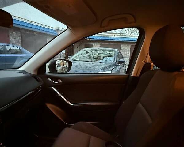 Сірий Мазда СХ-5, об'ємом двигуна 2 л та пробігом 179 тис. км за 14000 $, фото 31 на Automoto.ua