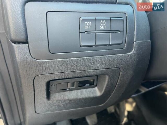 Сірий Мазда СХ-5, об'ємом двигуна 2 л та пробігом 132 тис. км за 8999 $, фото 12 на Automoto.ua