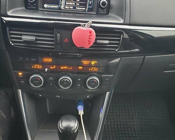 Сірий Мазда СХ-5, об'ємом двигуна 2.2 л та пробігом 218 тис. км за 14000 $, фото 17 на Automoto.ua