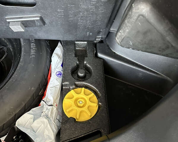 Серый Мазда СХ-5, объемом двигателя 2.49 л и пробегом 125 тыс. км за 15800 $, фото 14 на Automoto.ua