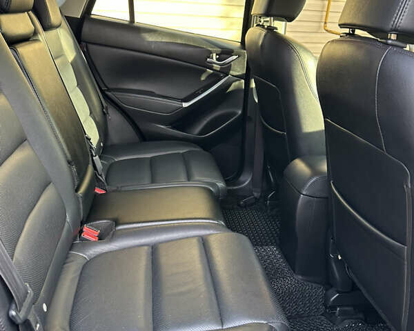 Мазда СХ-5 2015 в Сарнах на Automoto.ua Серый Мазда СХ-5, объемом двигателя 2.2 л и пробегом 170 тыс. км за 17100 $, фото 5 на Automoto.ua