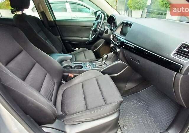 Серый Мазда СХ-5, объемом двигателя 2.2 л и пробегом 207 тыс. км за 16200 $, фото 2 на Automoto.ua