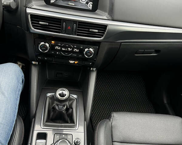 Серый Мазда СХ-5, объемом двигателя 2.19 л и пробегом 188 тыс. км за 16300 $, фото 16 на Automoto.ua