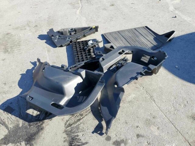 Серый Мазда СХ-5, объемом двигателя 0 л и пробегом 93 тыс. км за 2500 $, фото 12 на Automoto.ua