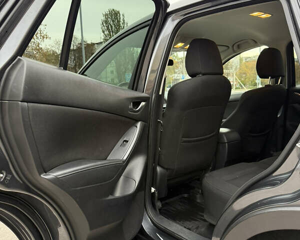 Мазда СХ-5 2016 у Запоріжжя на Automoto.ua Сірий Мазда СХ-5, об'ємом двигуна 2.49 л та пробігом 121 тис. км за 14000 $, фото 17 на Automoto.ua