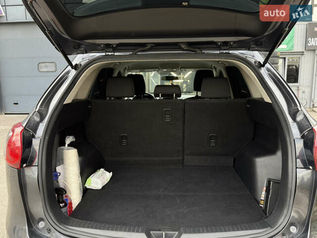 Серый Мазда СХ-5, объемом двигателя 2.5 л и пробегом 165 тыс. км за 14300 $, фото 9 на Automoto.ua