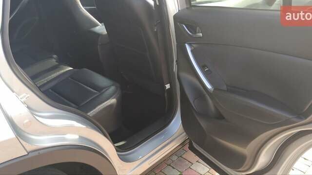 Мазда СХ-5 2016 в Миргороде на Automoto.ua Серый Мазда СХ-5, объемом двигателя 2.5 л и пробегом 253 тыс. км за 14500 $, фото 13 на Automoto.ua