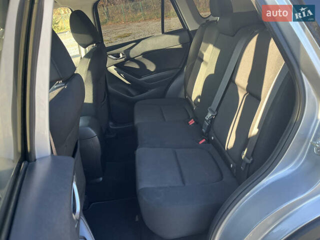 Серый Мазда СХ-5, объемом двигателя 2 л и пробегом 156 тыс. км за 14000 $, фото 11 на Automoto.ua