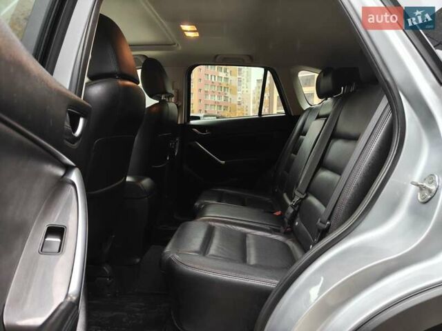 Сірий Мазда СХ-5, об'ємом двигуна 2.49 л та пробігом 158 тис. км за 14500 $, фото 18 на Automoto.ua