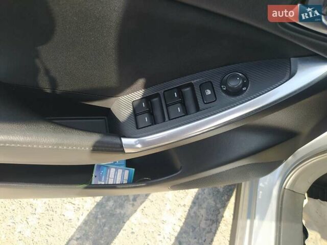 Сірий Мазда СХ-5, об'ємом двигуна 2.2 л та пробігом 147 тис. км за 15300 $, фото 31 на Automoto.ua