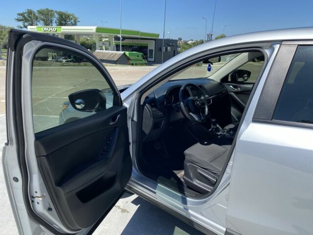 Серый Мазда СХ-5, объемом двигателя 2.5 л и пробегом 104 тыс. км за 14000 $, фото 4 на Automoto.ua