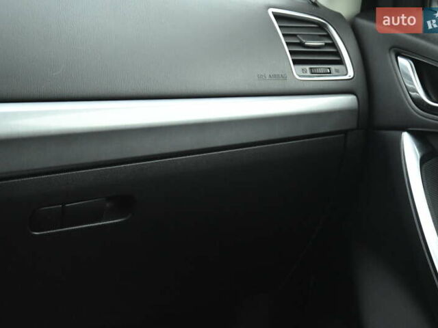 Серый Мазда СХ-5, объемом двигателя 2.2 л и пробегом 218 тыс. км за 15500 $, фото 29 на Automoto.ua