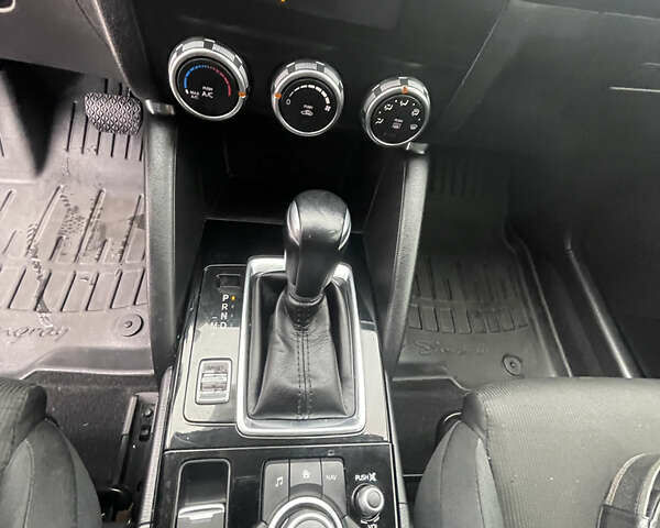 Серый Мазда СХ-5, объемом двигателя 2.49 л и пробегом 167 тыс. км за 13400 $, фото 15 на Automoto.ua