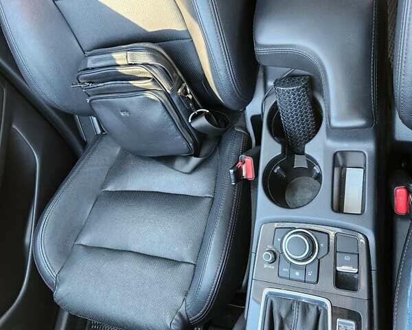 Серый Мазда СХ-5, объемом двигателя 2.49 л и пробегом 210 тыс. км за 15000 $, фото 14 на Automoto.ua