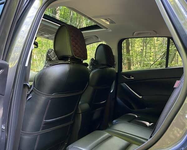 Серый Мазда СХ-5, объемом двигателя 2.19 л и пробегом 206 тыс. км за 18000 $, фото 27 на Automoto.ua