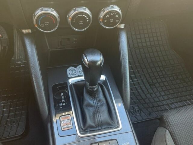 Серый Мазда СХ-5, объемом двигателя 2.5 л и пробегом 130 тыс. км за 16000 $, фото 4 на Automoto.ua