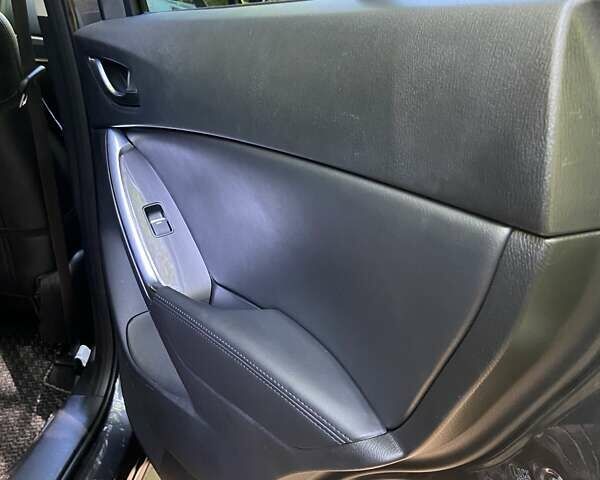 Серый Мазда СХ-5, объемом двигателя 2.19 л и пробегом 206 тыс. км за 18000 $, фото 17 на Automoto.ua