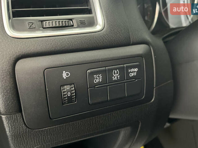 Серый Мазда СХ-5, объемом двигателя 2.19 л и пробегом 198 тыс. км за 15800 $, фото 14 на Automoto.ua