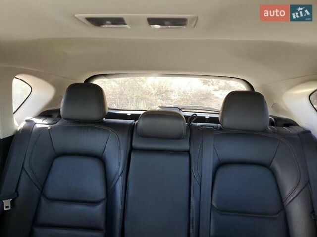 Мазда СХ-5 2017 в Ивано-Франковске на Automoto.ua Серый Мазда СХ-5, объемом двигателя 2.5 л и пробегом 126 тыс. км за 4500 $, фото 9 на Automoto.ua