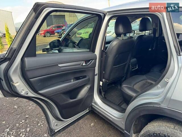 Серый Мазда СХ-5, объемом двигателя 2.5 л и пробегом 139 тыс. км за 13700 $, фото 19 на Automoto.ua