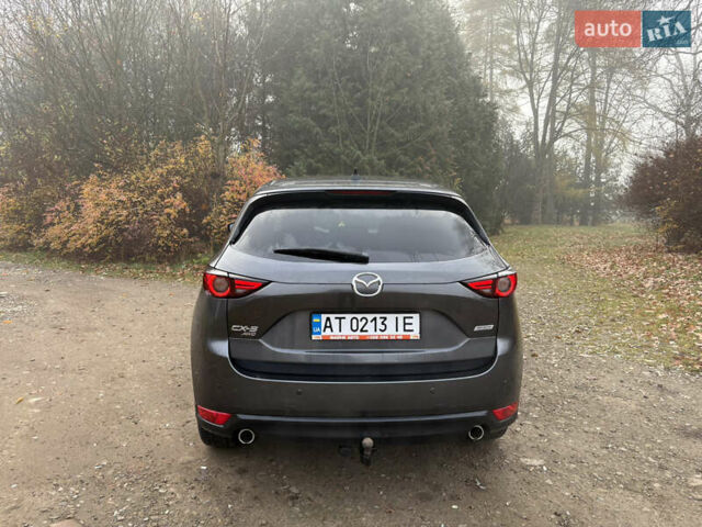 Серый Мазда СХ-5, объемом двигателя 2.2 л и пробегом 160 тыс. км за 22000 $, фото 7 на Automoto.ua