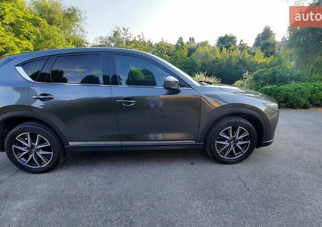 Серый Мазда СХ-5, объемом двигателя 2.49 л и пробегом 115 тыс. км за 19200 $, фото 2 на Automoto.ua