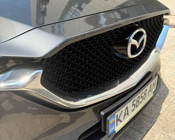 Серый Мазда СХ-5, объемом двигателя 2 л и пробегом 180 тыс. км за 17600 $, фото 16 на Automoto.ua