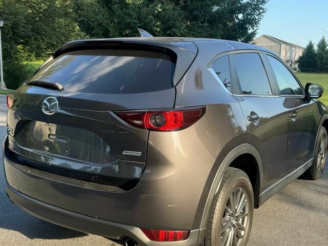 Серый Мазда СХ-5, объемом двигателя 2.5 л и пробегом 70 тыс. км за 8000 $, фото 3 на Automoto.ua