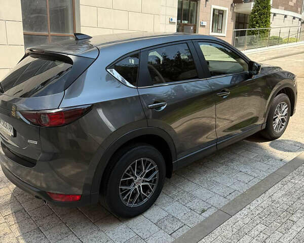 Серый Мазда СХ-5, объемом двигателя 2 л и пробегом 180 тыс. км за 17600 $, фото 18 на Automoto.ua