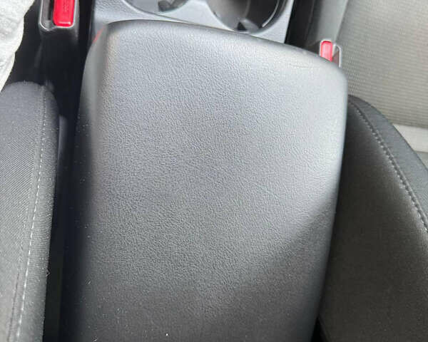 Серый Мазда СХ-5, объемом двигателя 2 л и пробегом 180 тыс. км за 17600 $, фото 9 на Automoto.ua