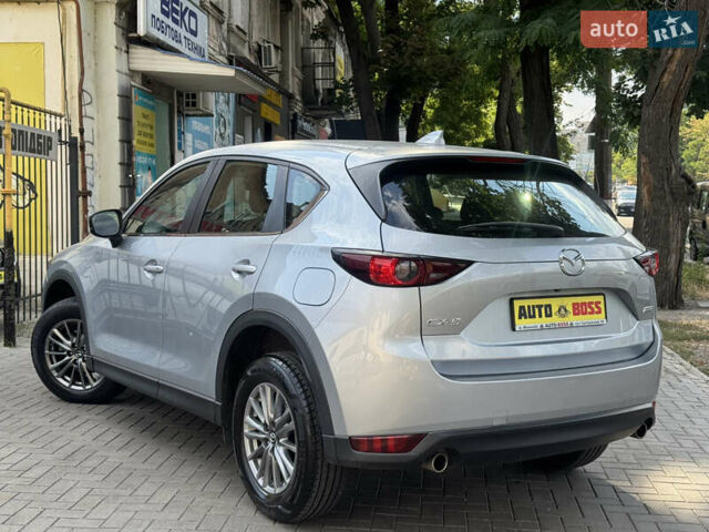 Сірий Мазда СХ-5, об'ємом двигуна 2.49 л та пробігом 83 тис. км за 18499 $, фото 12 на Automoto.ua