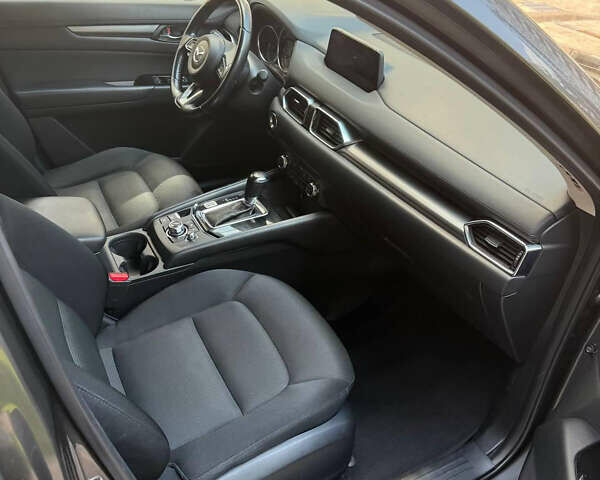 Серый Мазда СХ-5, объемом двигателя 2 л и пробегом 180 тыс. км за 17600 $, фото 29 на Automoto.ua