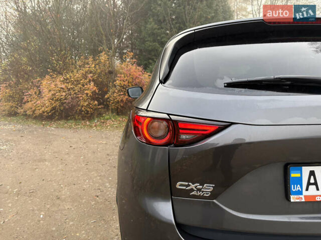 Серый Мазда СХ-5, объемом двигателя 2.2 л и пробегом 160 тыс. км за 22000 $, фото 2 на Automoto.ua