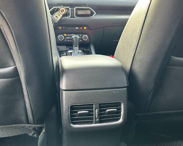 Сірий Мазда СХ-5, об'ємом двигуна 2.19 л та пробігом 232 тис. км за 17500 $, фото 45 на Automoto.ua