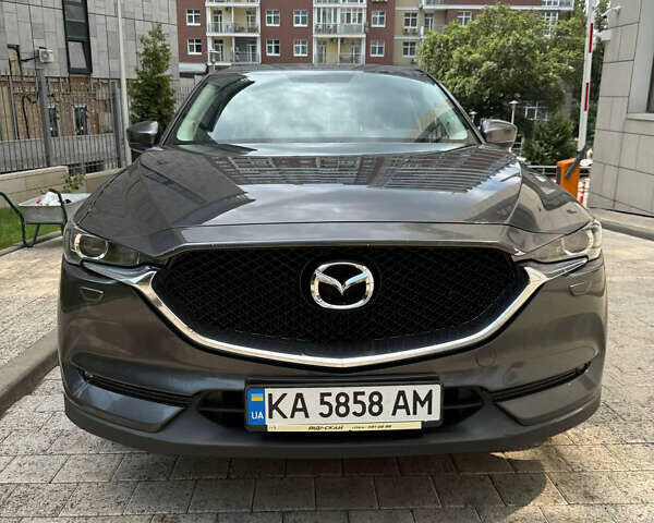 Серый Мазда СХ-5, объемом двигателя 2 л и пробегом 180 тыс. км за 17600 $, фото 5 на Automoto.ua