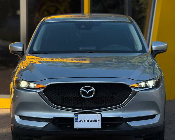 Серый Мазда СХ-5, объемом двигателя 2.49 л и пробегом 76 тыс. км за 16999 $, фото 1 на Automoto.ua