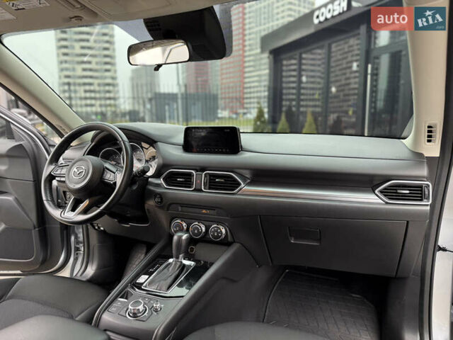 Серый Мазда СХ-5, объемом двигателя 2.49 л и пробегом 157 тыс. км за 16800 $, фото 24 на Automoto.ua