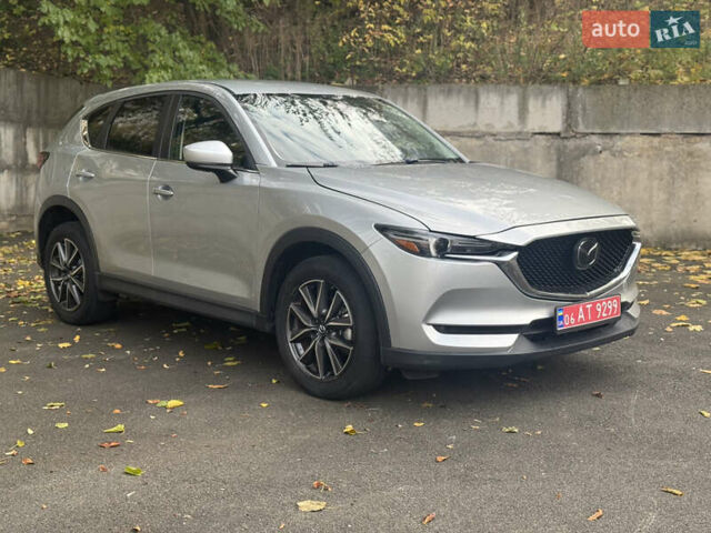 Серый Мазда СХ-5, объемом двигателя 2.5 л и пробегом 147 тыс. км за 15800 $, фото 2 на Automoto.ua