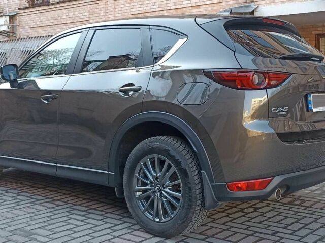 Серый Мазда СХ-5, объемом двигателя 0 л и пробегом 210 тыс. км за 22500 $, фото 2 на Automoto.ua