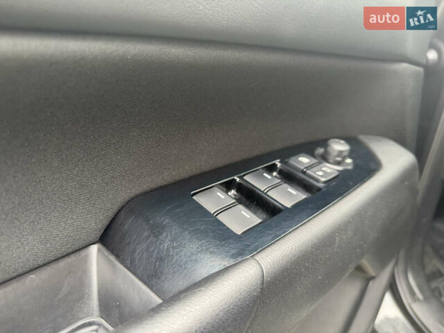 Сірий Мазда СХ-5, об'ємом двигуна 2 л та пробігом 94 тис. км за 21150 $, фото 23 на Automoto.ua