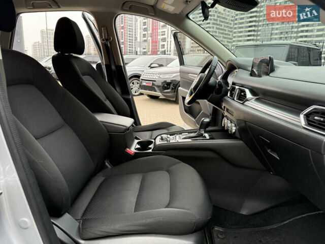 Серый Мазда СХ-5, объемом двигателя 2.49 л и пробегом 157 тыс. км за 16800 $, фото 17 на Automoto.ua