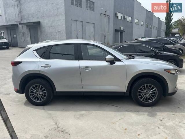 Сірий Мазда СХ-5, об'ємом двигуна 2.49 л та пробігом 130 тис. км за 16999 $, фото 1 на Automoto.ua