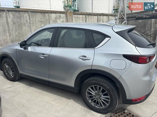 Сірий Мазда СХ-5, об'ємом двигуна 2.49 л та пробігом 130 тис. км за 16999 $, фото 2 на Automoto.ua