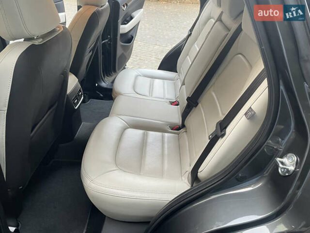 Мазда СХ-5 2018 в Черновцах на Automoto.ua Серый Мазда СХ-5, объемом двигателя 2.19 л и пробегом 128 тыс. км за 26250 $, фото 22 на Automoto.ua