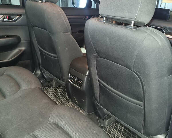 Мазда СХ-5 2018 у Києві на Automoto.ua Сірий Мазда СХ-5, об'ємом двигуна 2.19 л та пробігом 93 тис. км за 20500 $, фото 1 на Automoto.ua