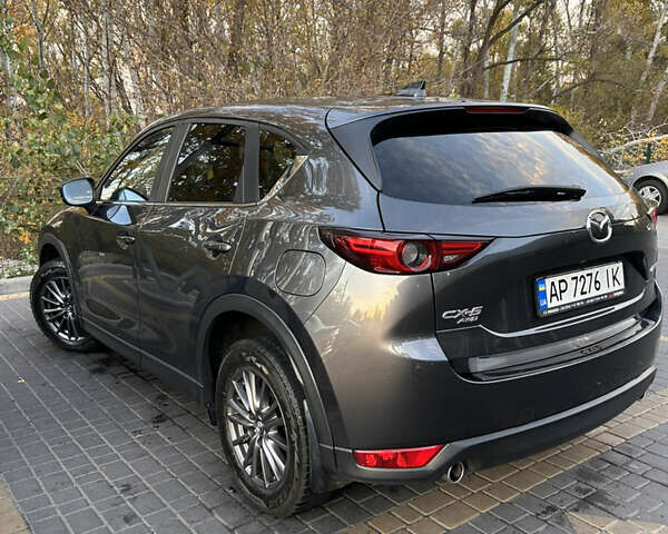Серый Мазда СХ-5, объемом двигателя 2.2 л и пробегом 199 тыс. км за 22700 $, фото 3 на Automoto.ua