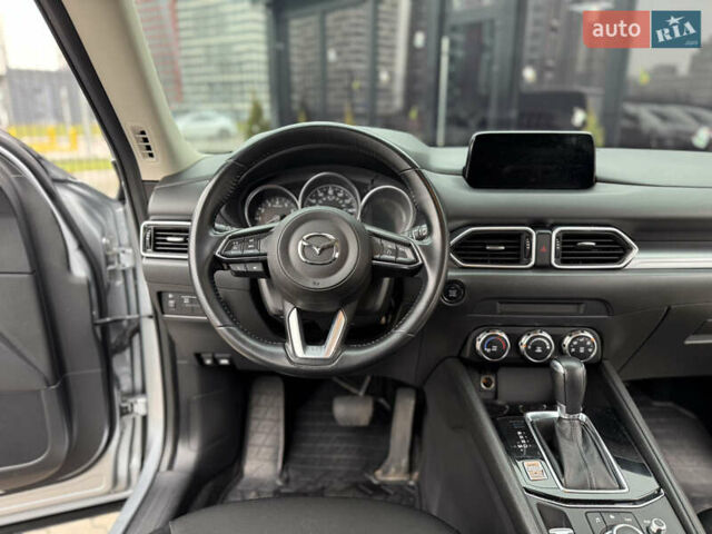 Серый Мазда СХ-5, объемом двигателя 2.49 л и пробегом 157 тыс. км за 16800 $, фото 23 на Automoto.ua